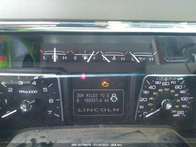 2014 Lincoln Navigator, VIN: 5LMJJ3J5XEEL05408