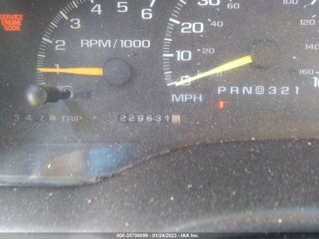 1998 CHEVROLET C/K 1500 VIN: 1GCEC14W7WZ211752