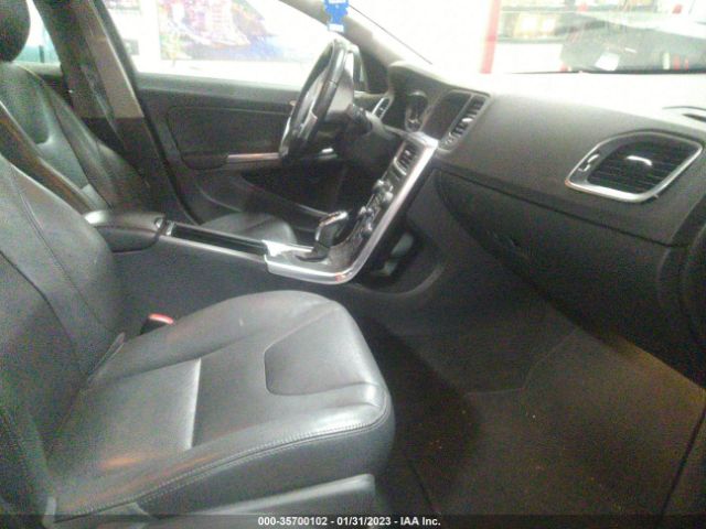 YV140MFB9F1307908 Volvo S60 T5 Drive-e Premier