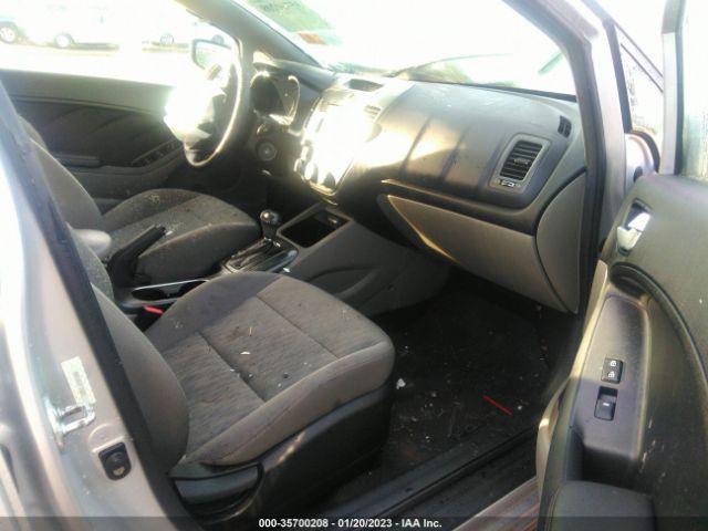 KNAFK4A60F5260017 KIA FORTE LX