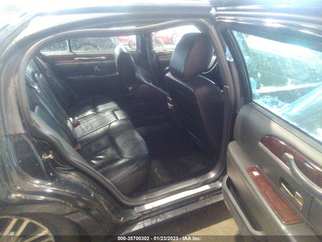 Lincoln Town Car 2011 2LNBL8EV5BX758225 Image 9