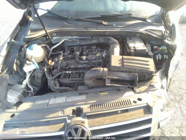 1VWBS7A31FC082684 Volkswagen Passat 1.8t Se W/sunroof & Nav