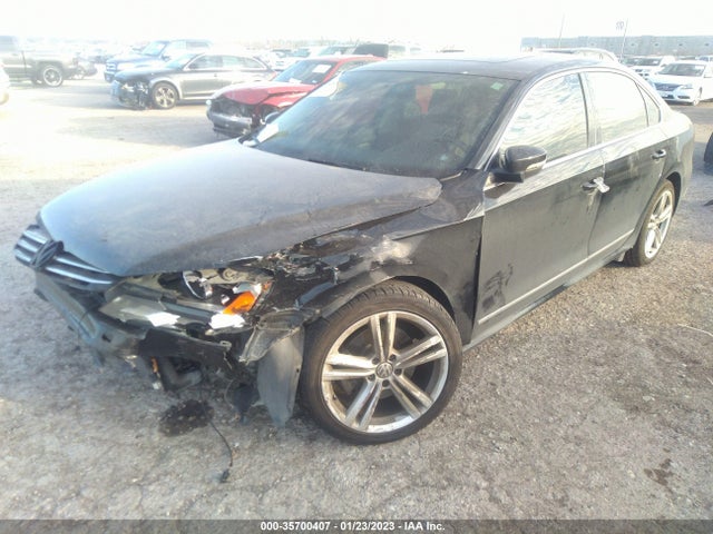 1VWBS7A31FC082684 Volkswagen Passat 1.8t Se W/sunroof & Nav