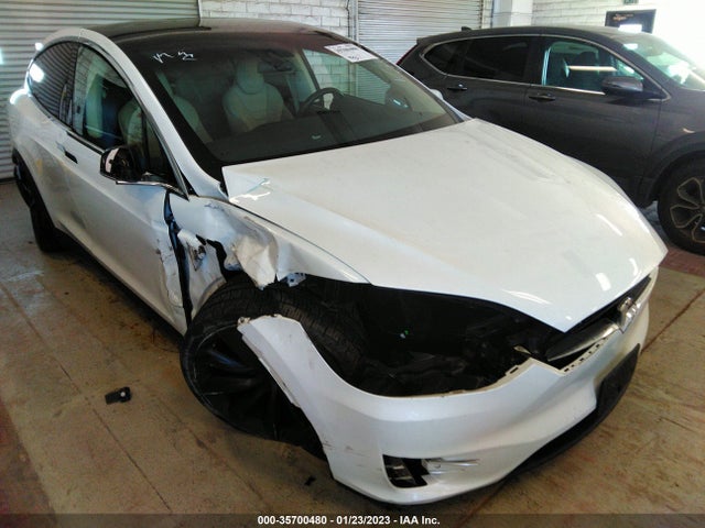 Tesla Model X 70d/90d/75d/60d/p100d 2016 5YJXCBE27GF015716 Image 7
