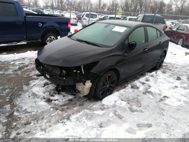 2018 Chevrolet Cruze, VIN: 1G1BE5SM7J7138885