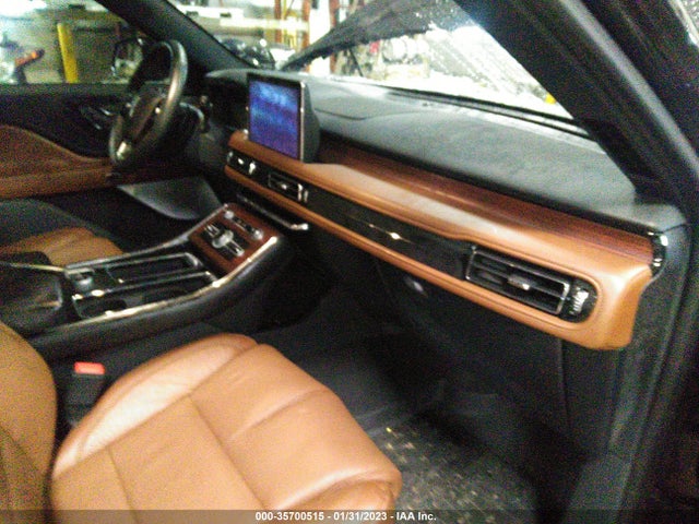 2023 Lincoln Aviator, VIN: 5LMYJ8XY9PNL00393