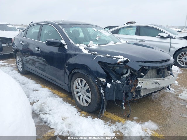 Nissan Altima 2.5 S 2014 1N4AL3AP8EN381072 головне зображення