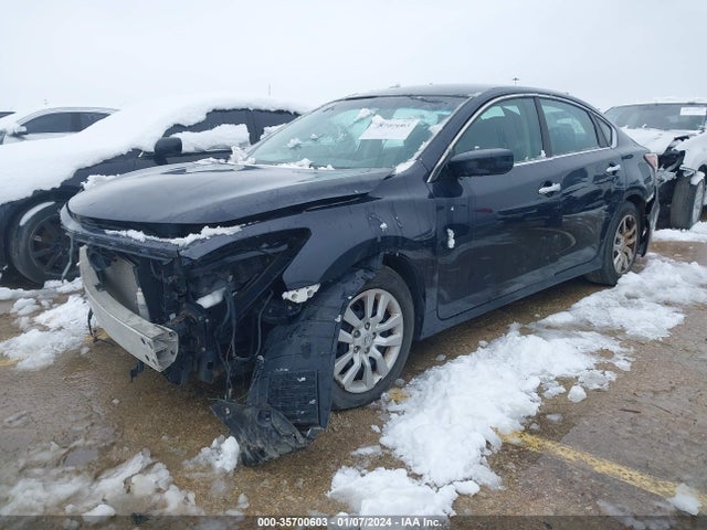 Nissan Altima 2.5 S 2014 1N4AL3AP8EN381072 Image 2