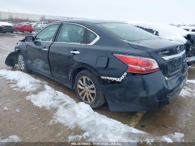 Nissan Altima 2.5 S 2014 1N4AL3AP8EN381072 Image 3