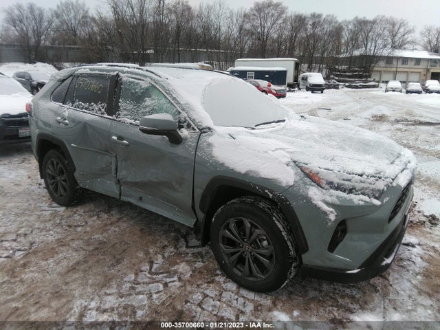 2022 Toyota RAV4, VIN: 4T3B6RFV8NU093917