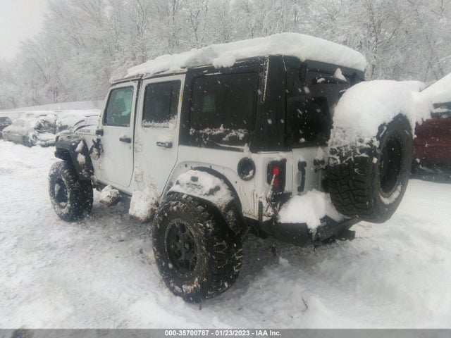 35700787 :رقم المزاد ، 1C4BJWFG2GL137950 vin ، 2016 Jeep Wrangler Unlimited Rubicon مزاد بيع