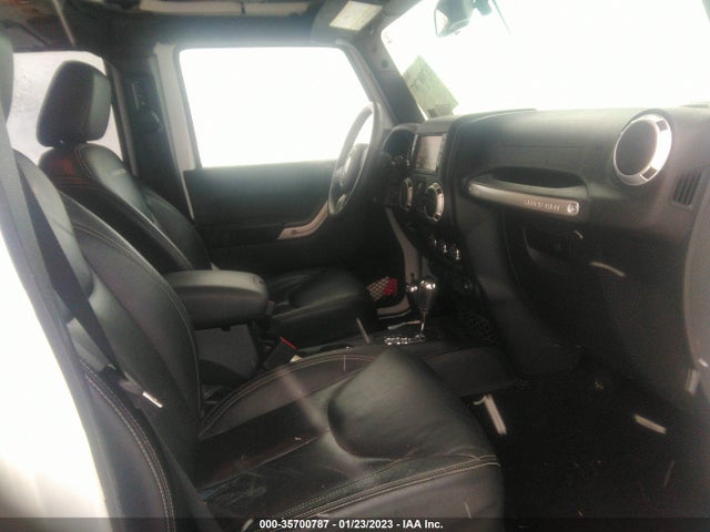 35700787 :رقم المزاد ، 1C4BJWFG2GL137950 vin ، 2016 Jeep Wrangler Unlimited Rubicon مزاد بيع