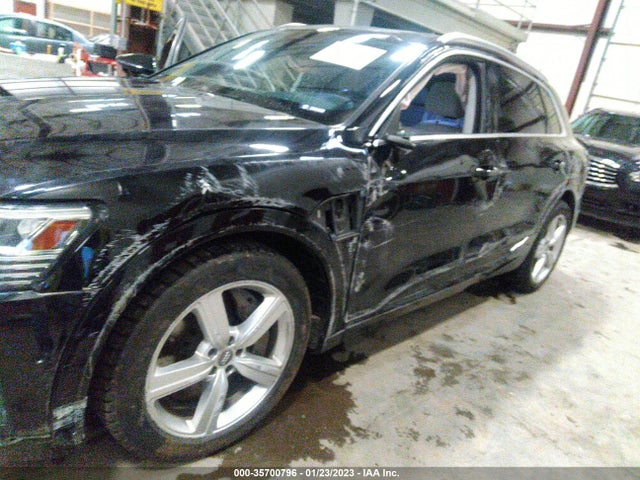 2019 Audi e-tron, VIN: WA1LAAGE6KB010907