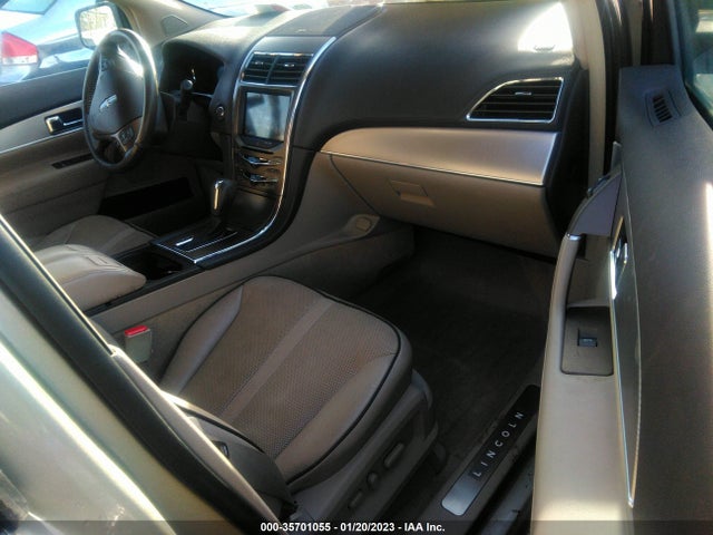 Lincoln MKX 2011 2LMDJ8JK6BBJ17760 Image 6