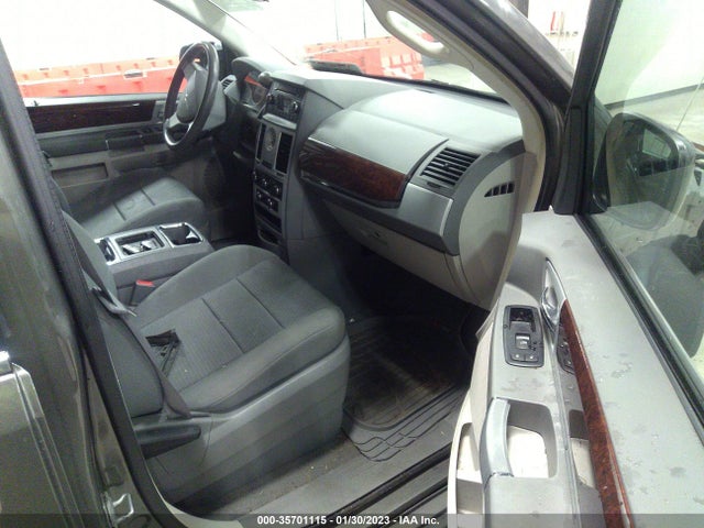2A4RR5D14AR334336 Chrysler Town & Country