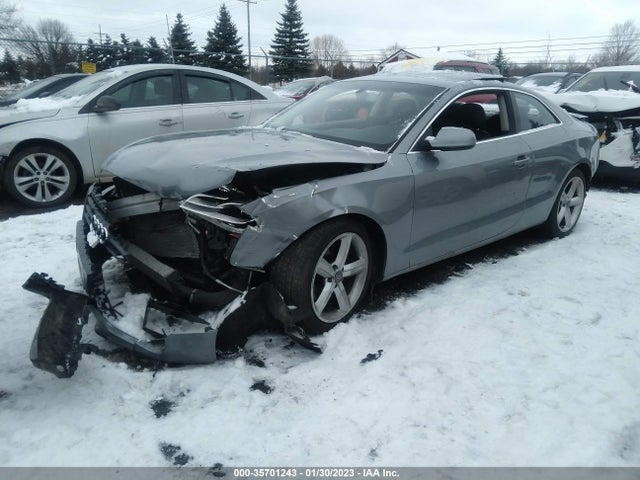 Audi A5 2.0l Premium Plus 2010 WAULFAFR8AA002885 Image 2