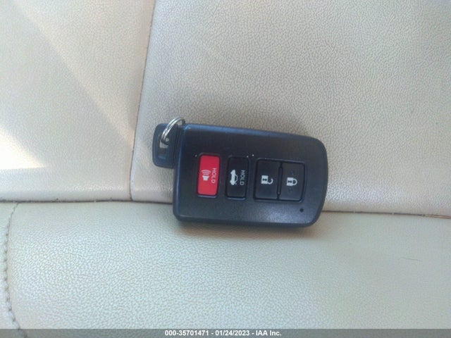 2017 Toyota Camry, VIN: 4T1BD1FK2HU218341