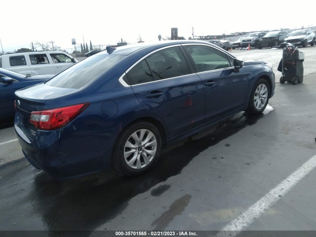4S3BNAF65H3021027 Subaru u5