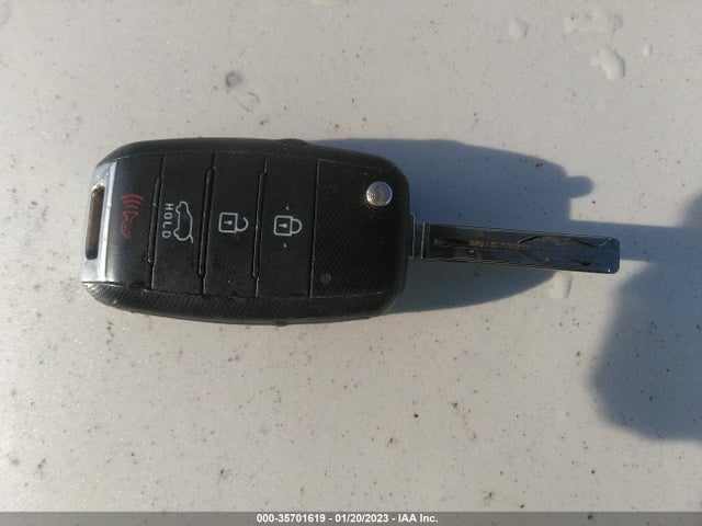 KIA SORENTO LX 2014 5XYKT4A61EG527461 Image 3