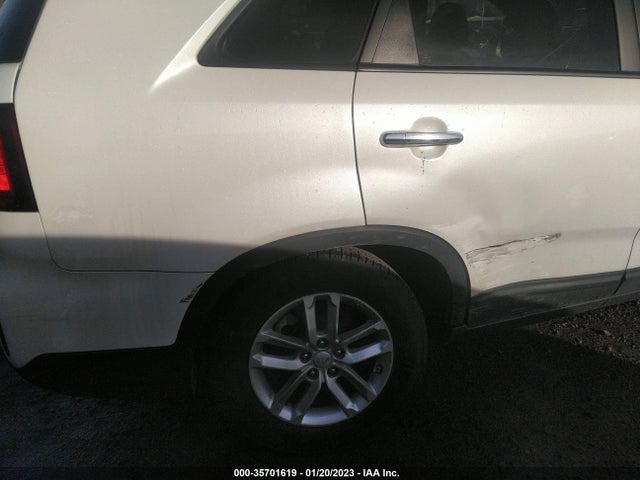 KIA SORENTO LX 2014 5XYKT4A61EG527461 Image 7