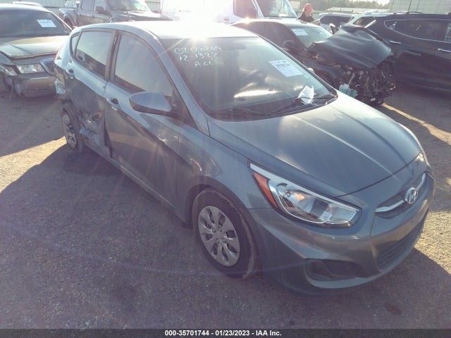 Hyundai ACCENT SE 2017 KMHCT5AE7HU354108 Image 1