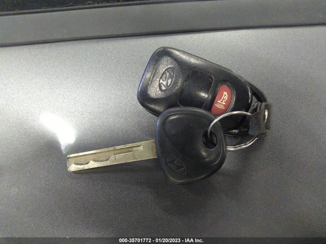 2013 HYUNDAI VELOSTER W/BLACK INT VIN: KMHTC6ADXDU147302