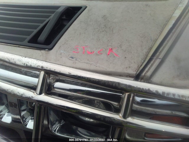 Hummer H2 2003 5GRGN23U33H136220 Image 10