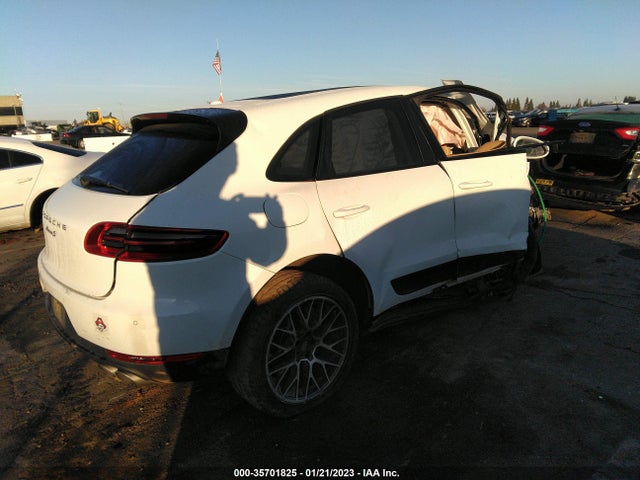 2015 Porsche Macan, VIN: WP1AB2A50FLB60499