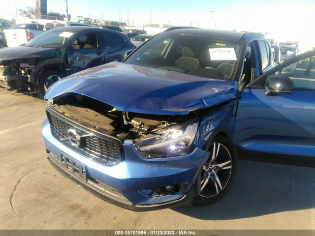 2020 Volvo XC40, VIN: YV4162UM7L2336021