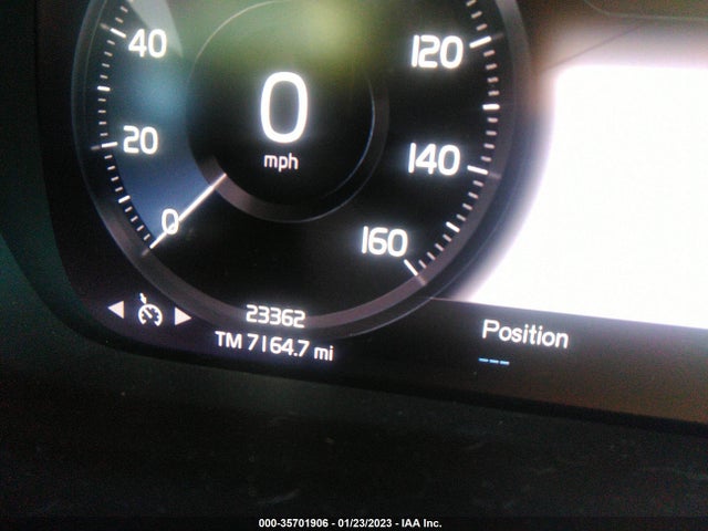 2020 Volvo XC40, VIN: YV4162UM7L2336021