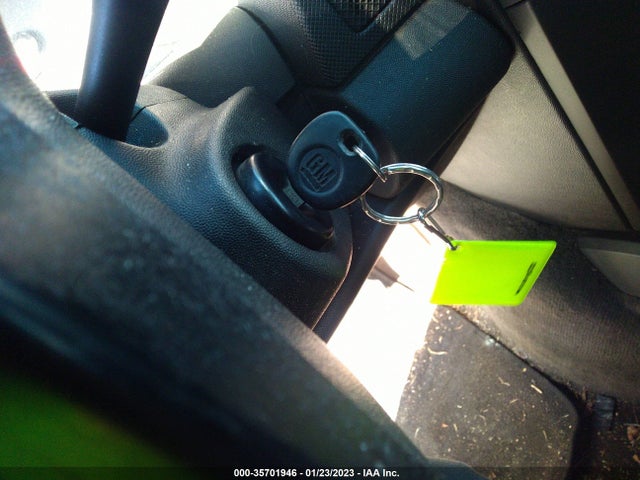 Cadillac SRX 2004 1GYEE637440172258 Image 3