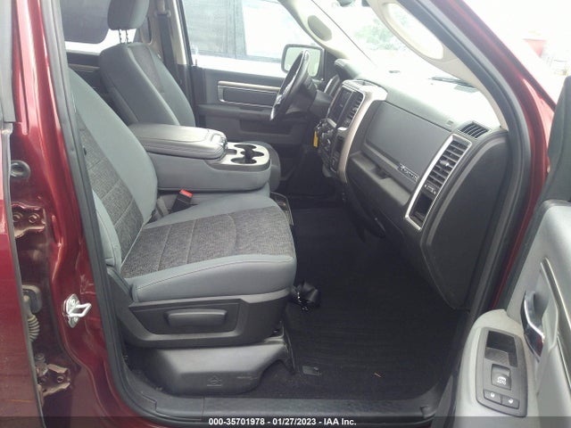 2018 Ram 1500, VIN: 1C6RR7TT8JS262731