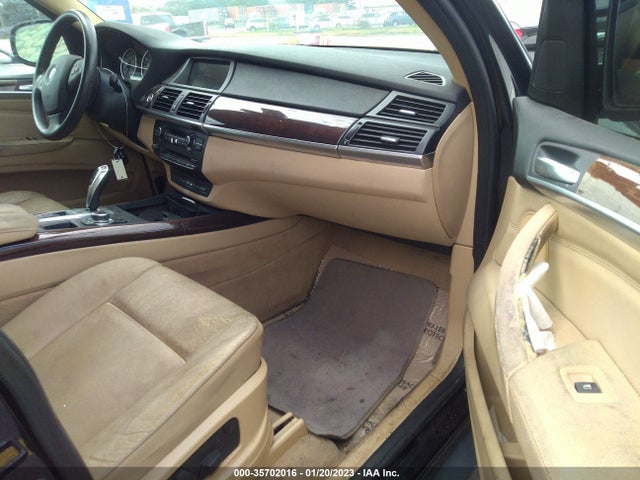 5UXZV4C5XBL407900 BMW X5 35i