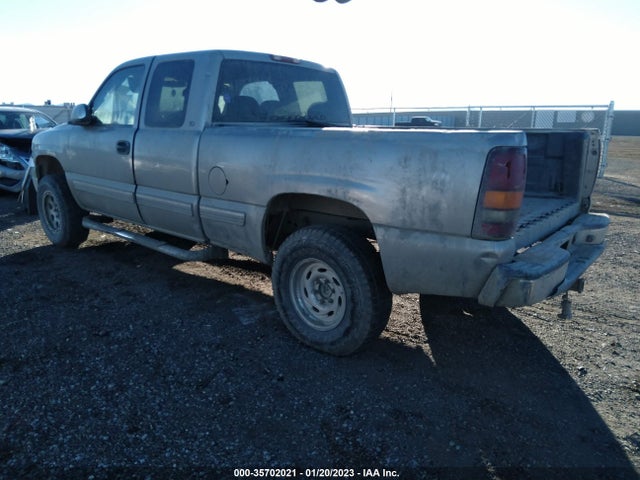 2000 CHEVROLET SILVERADO 1500 LS VIN: 1GCEC19T2YZ158766