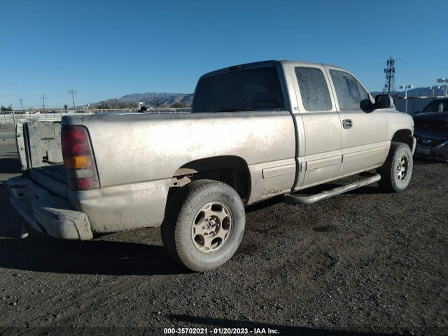 2000 CHEVROLET SILVERADO 1500 LS VIN: 1GCEC19T2YZ158766