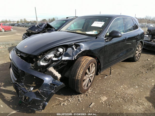 2015 Porsche Cayenne, VIN: WP1AB2A28FLA56218