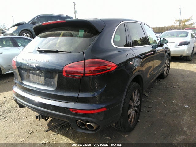 2015 Porsche Cayenne, VIN: WP1AB2A28FLA56218