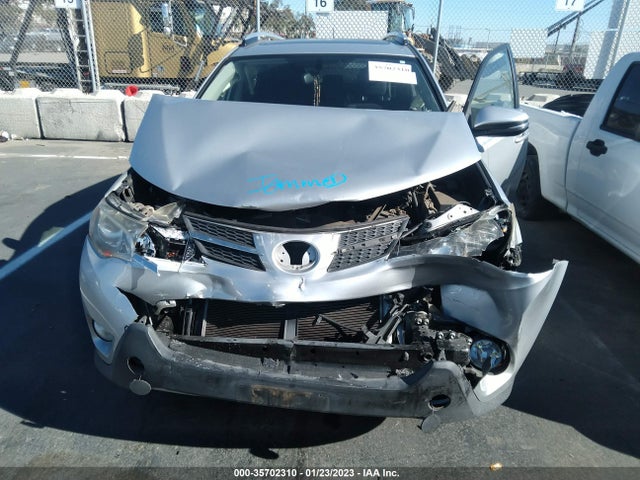 2015 Toyota RAV4, VIN: JTMWFREVXFD072018