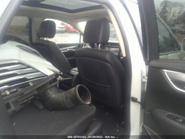 1GYKNDRS8JZ185864 Cadillac Xt5 Luxury Awd