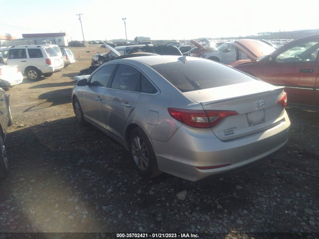 2015 HYUNDAI SONATA 2.4L SE VIN: 5NPE24AF8FH001144