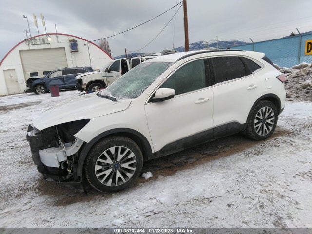 Ford Escape Titanium 2020 1FMCU9J9XLUB07522 Image 2