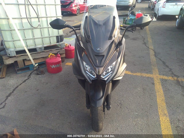2022 KYMCO USA INC AK 550 VIN: RFBSAT547NB440492