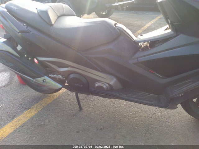 2022 KYMCO USA INC AK 550 VIN: RFBSAT547NB440492