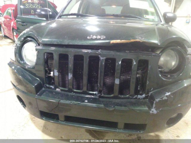 1J4NF1FB2AD675131 Jeep Compass Latitude