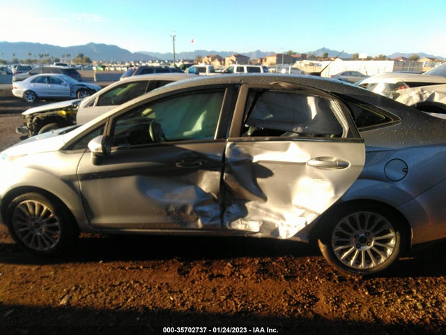 2016 Ford Fiesta, VIN: 3FADP4CJ6GM204355