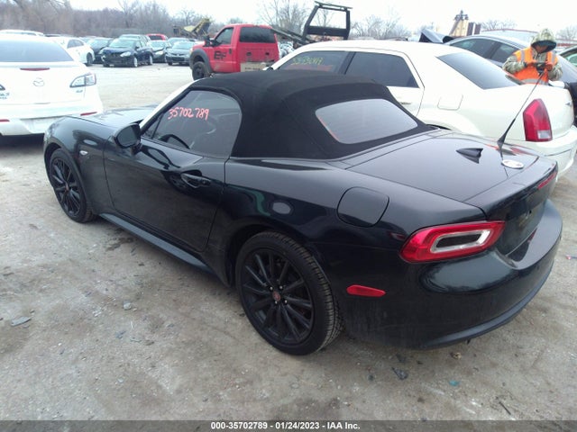 JC1NFAEK1H0104817 Fiat 124 Spider Lusso