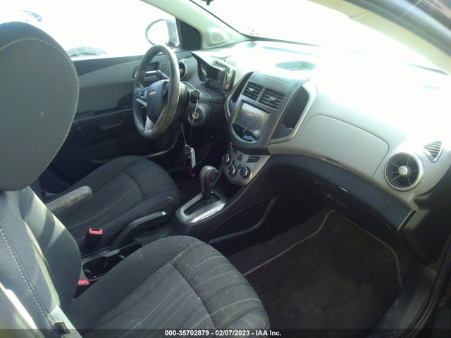 Chevrolet SONIC LT 2015 1G1JC5SHXF4117459 Image 7