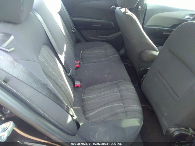 Chevrolet SONIC LT 2015 1G1JC5SHXF4117459 Image 10