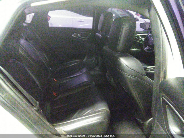 Chrysler 200 Limited Platinum 2017 1C3CCCAB9HN501896 Image 9