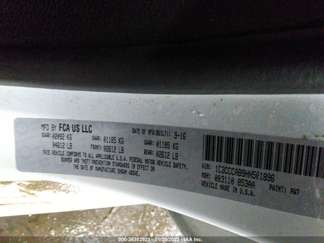 Chrysler 200 Limited Platinum 2017 1C3CCCAB9HN501896 Image 10
